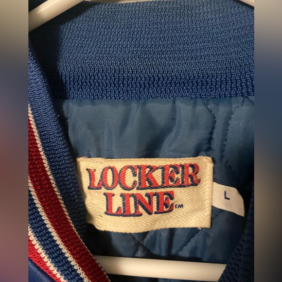 Vintage 80’s Locker Line New England Patriots Satin Bomber Jacket (L) - Picture 4 of 7